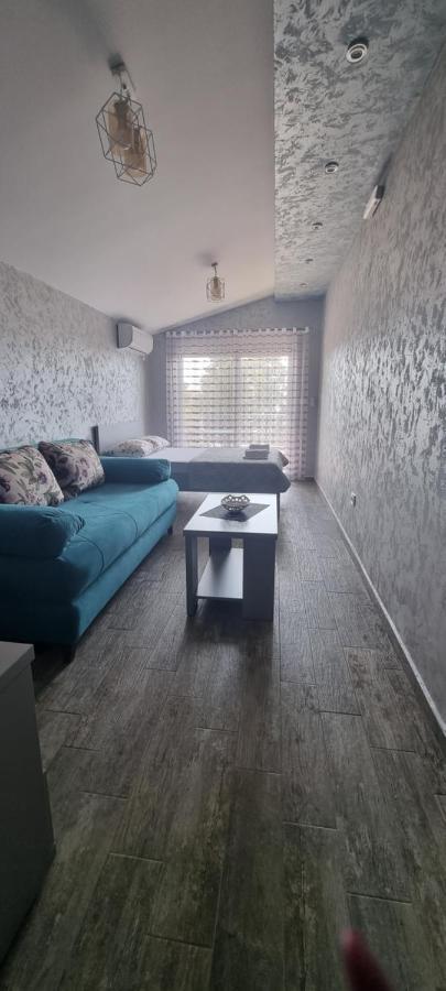 Amarok Apartment Bar Exterior photo